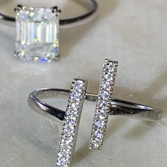 Open Double Bar Ring - Picture 4 of 10